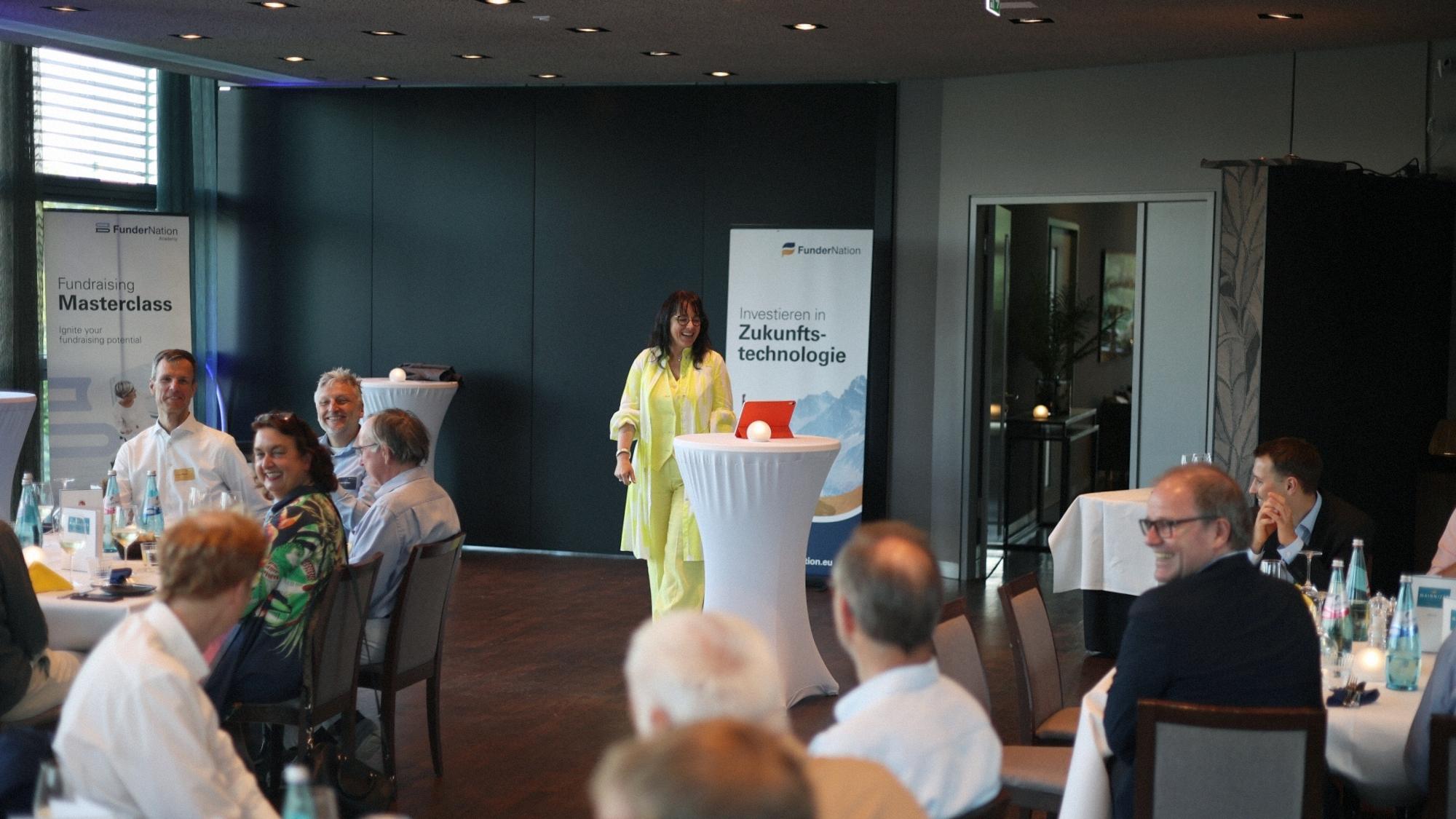 FunderNation Rotating Networking Dinner erstmals in Frankfurt: Pitch & Switch am Mainufer